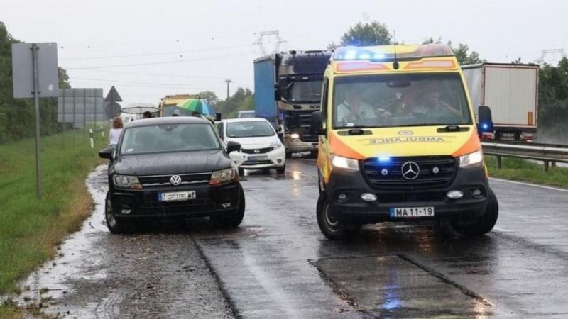 Fontos, hogy tisztában legyél vele: emiatt akár büntetést is kaphatsz, miközben vezetsz.