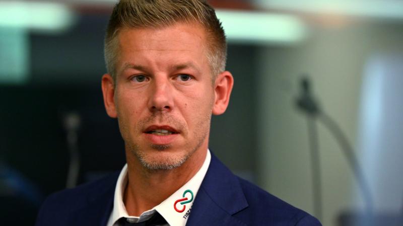 Magyar Péter azt hangoztatja, hogy Gyurcsány Ferenc lemondása mögött az ő személye áll.