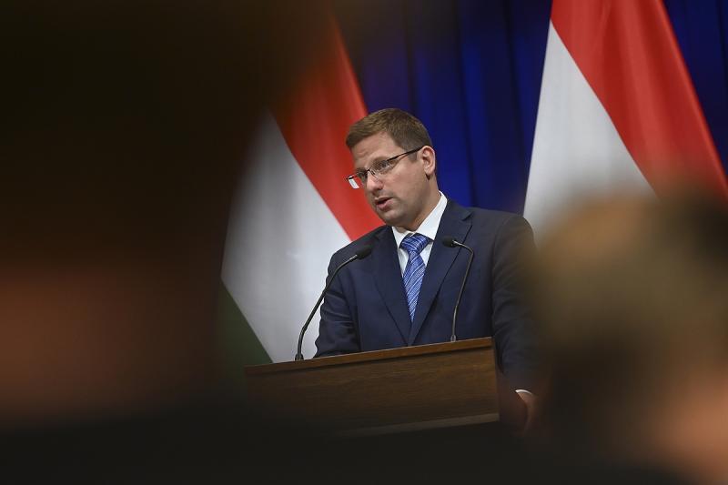 Válaszlépés a kijevi cenzúrára: Magyarország blokkolta az ukrán híroldalakat.